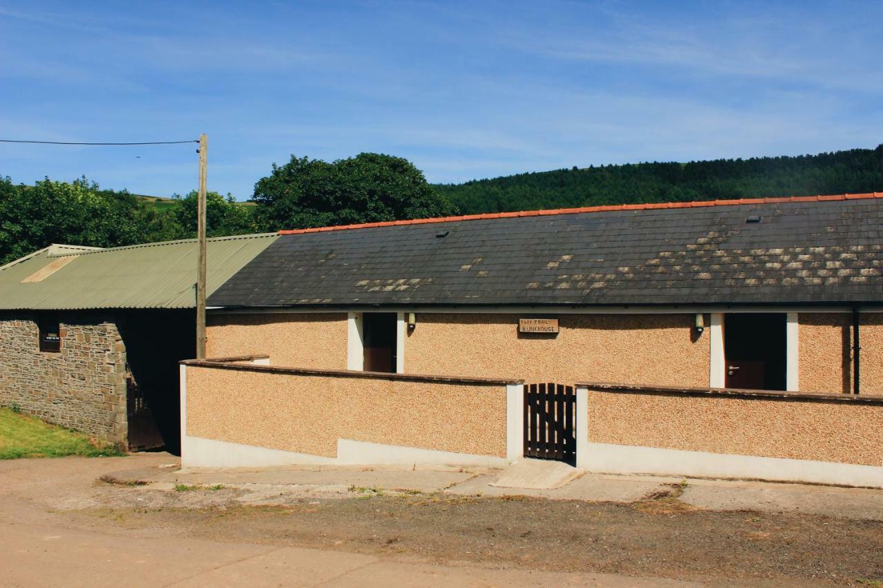Taff Trail Bunkhouse Apartment Merthyr Tydfil Bagian luar foto